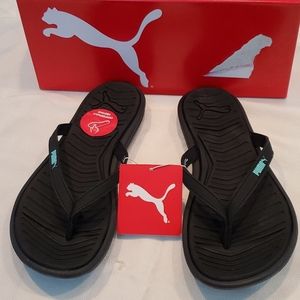 Puma womens lux flip pro athletic sandal. Size 8